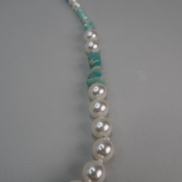Vintage Turquoise & Faux Pearl Long Necklace - Picture 4 of 8